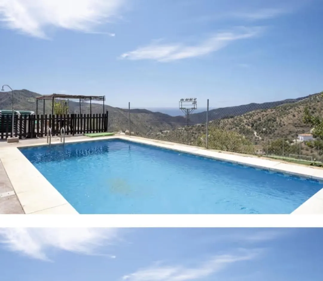 Holiday home Casa Rural Los Hidalgos Totalan Spain